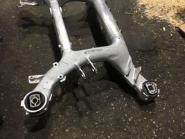 BMW X5 G05 Rama pomocnicza tylna 6884574