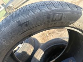 BMW X5 E70 R20 summer tire 