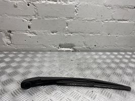 Toyota Land Cruiser (J200) Rear wiper blade arm 