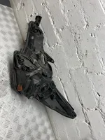 Toyota Avensis T270 Lampa przednia 9922681017