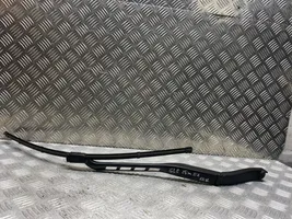 Mercedes-Benz GLE (W166 - C292) Braccio della spazzola tergicristallo anteriore 24028055