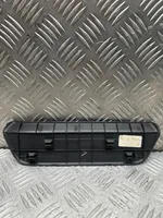 Hyundai Tucson TL Takaoven kynnyksen suojalista 85878D7000