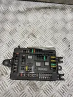 BMW 3 F30 F35 F31 Sulakemoduuli 9389070