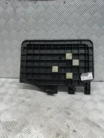 Audi Q7 4M Tapa/cubierta para la caja de la batería 4M0863080