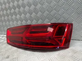 Audi Q7 4M Tailgate rear/tail lights 4M0945094E