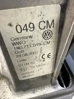 Volkswagen Golf VI Vaihteenvalitsimen verhoilu 1K0711049CM