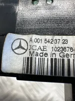 Mercedes-Benz ML W164 Pysäköintitutkan anturin näyttö (PDC) A0015423723