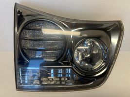 Lexus RX 330 - 350 - 400H Lampy tylnej klapy bagażnika 