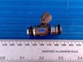 Volkswagen Golf IV Injecteur de carburant 036031T