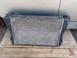 Volkswagen Jetta V Prowadnica powietrza intercoolera 1K0145803AN