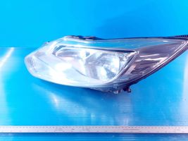 Ford Focus Lampa przednia BM5113W030AK