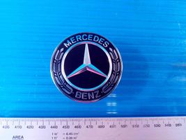 Mercedes-Benz C AMG W204 Mostrina con logo/emblema della casa automobilistica A0008171701