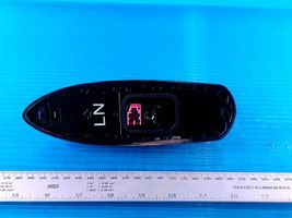 Toyota Sienna XL40 IV Antena GPS 8610108850