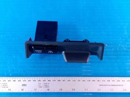 Toyota Sienna XL40 IV Connettore plug in USB 8553208040