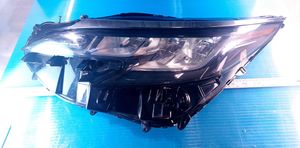 Toyota Sienna XL40 IV Phare frontale 8115008100