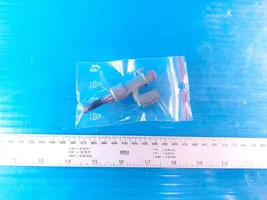 Toyota Sienna XL40 IV Injecteur de carburant 23250F0020