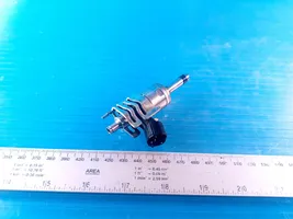 Toyota Sienna XL40 IV Injecteur de carburant 23250F0010