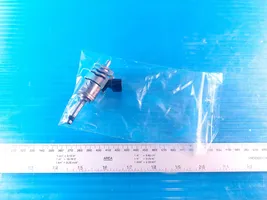 Toyota Sienna XL40 IV Injecteur de carburant 23250F0010