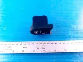 KIA Ceed Gniazdo / Złącze USB 96120A2200