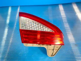 Ford Mondeo MK IV Luci posteriori del portellone del bagagliaio 