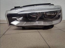 BMW X5 F15 Lampa przednia 7214851