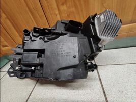 Volvo XC40 Faro/fanale 32133578