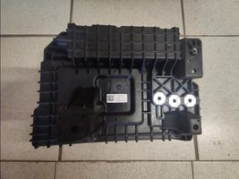 Hyundai Tucson IV NX4 Vassoio scatola della batteria 