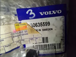 Volvo XC90 Etupuskurin reuna VOLVO