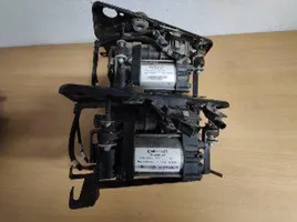 Volvo XC90 Compresseur / pompe à suspension pneumatique 150819