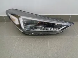 Hyundai Tucson LM Lampa przednia 92101-G4020