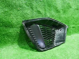 Audi Q8 Grille inférieure de pare-chocs avant 4M8807681A