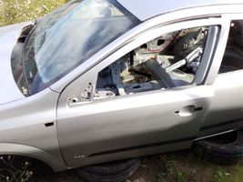 Opel Astra H Drzwi przednie 