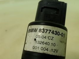 BMW 6 E63 E64 Headlight washer pump 8377430