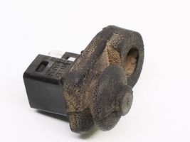 Nissan Primera Priekšpusē durvju atvēršanas / aizvēršanas sensors (pīkstulis) 48020