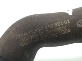 BMW 3 E46 Moottorin vesijäähdytyksen putki/letku 8375796