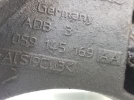 Audi A4 S4 B7 8E 8H Staffa di montaggio del compressore dell’A/C 059145169AA