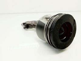 Nissan Primera Piston avec bielle 5M