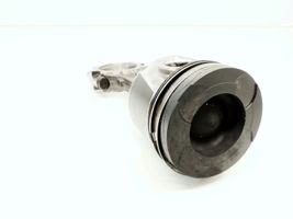 Nissan Primera Piston avec bielle 5M