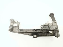 Volkswagen PASSAT B6 Supporto della valvola di raffreddamento EGR 03G131159