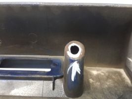 Mercedes-Benz Vaneo W414 Verkleidung Heckklappe Kofferraumdeckel 4147400193