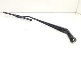 Toyota Avensis T250 Front wiper blade arm 6598