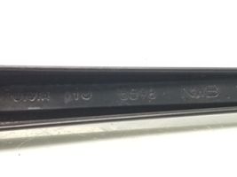 Toyota Avensis T250 Front wiper blade arm 6598