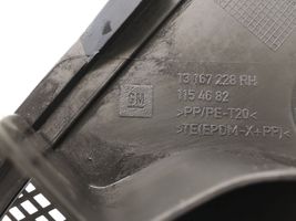 Opel Zafira B Rivestimento del tergicristallo 13167228