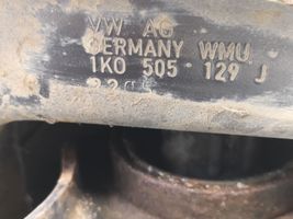 Volkswagen Touran I Wahacz osi tylnej 1T0505225D