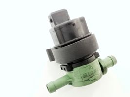 Mercedes-Benz E W211 Vacuum valve 0004703893