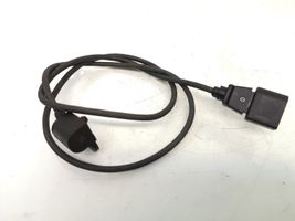 Volkswagen Caddy Camshaft speed sensor 038906433A