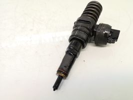 Volkswagen Golf I Injecteur de carburant 038130073BN