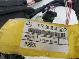 Mercedes-Benz ML W163 Takaoven johtosarja A1635403010