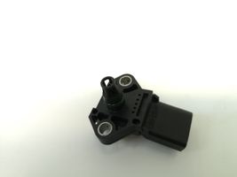 Volkswagen PASSAT B6 Sensor de temperatura de la toma de aire 038906051B