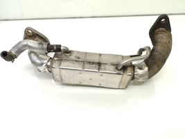 Mazda 6 Supporto della valvola di raffreddamento EGR RF8G20304